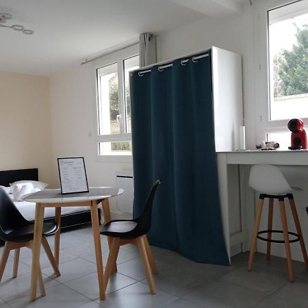 Studio Cosy Dans Residence Calme Et Privee Le Mans Værelse billede